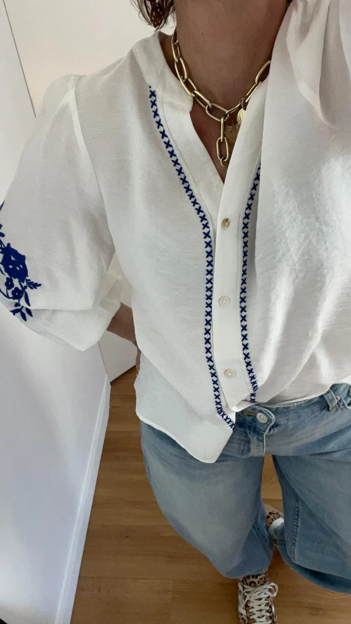 Blouse fluide avec broderies 🪻
